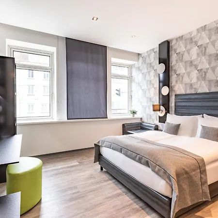 Hotel Garner By Ihg 4*